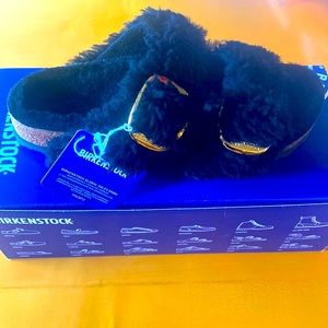 COPY - Birkenstock Arizona Big Buckle Shearling Black w/ Gold Buckle Size 38 New